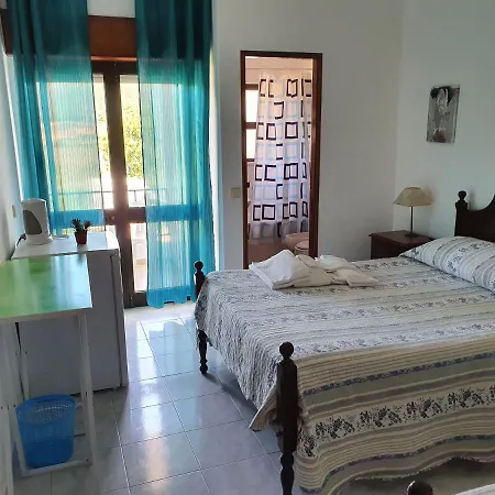 Hospedaria Firmino Bernardino Guest house