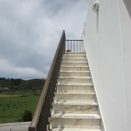 Guest house Hospedaria Firmino Bernardino Odeceixe